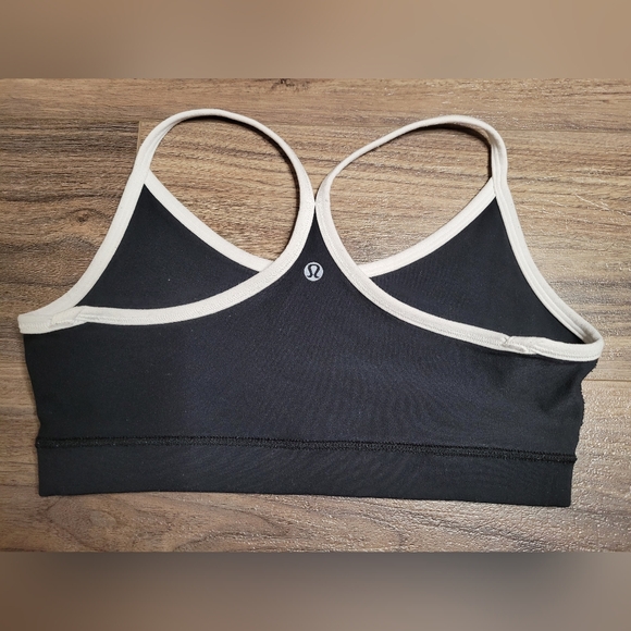 Reversible Lululemon Sports Bra - Picture 9 of 9